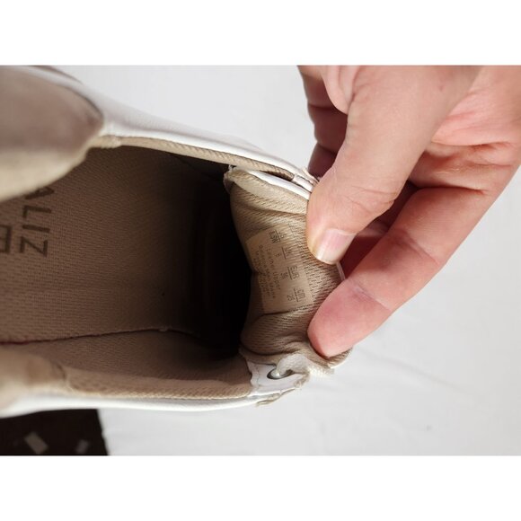 Preppy Leather Two Tone Tennis Shoe Naturalizer Morrison 8.5 W - Picture 10 of 10